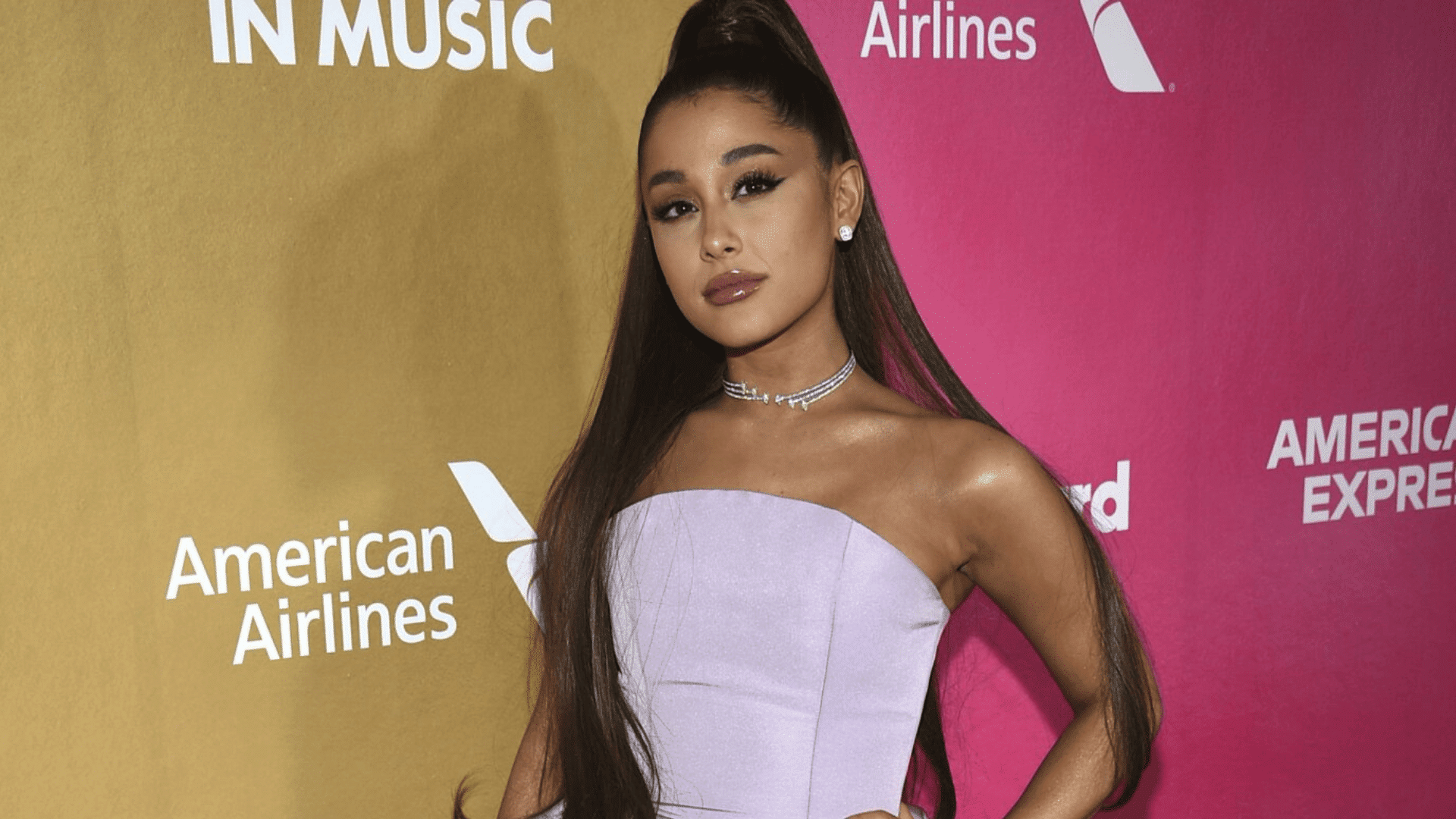 Ariana Grande Height and Weight With Career Overview