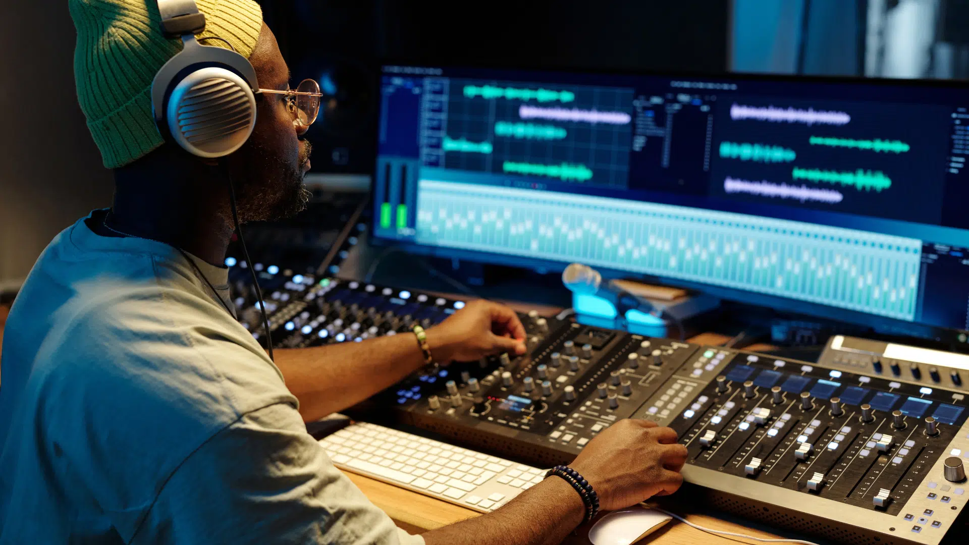 Common Music Production Learning Mistakes to Avoid