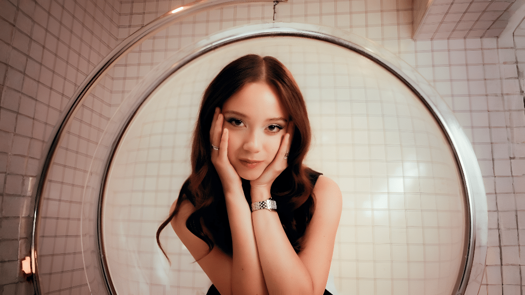 Is Laufey Jazz Or Jazz Pop